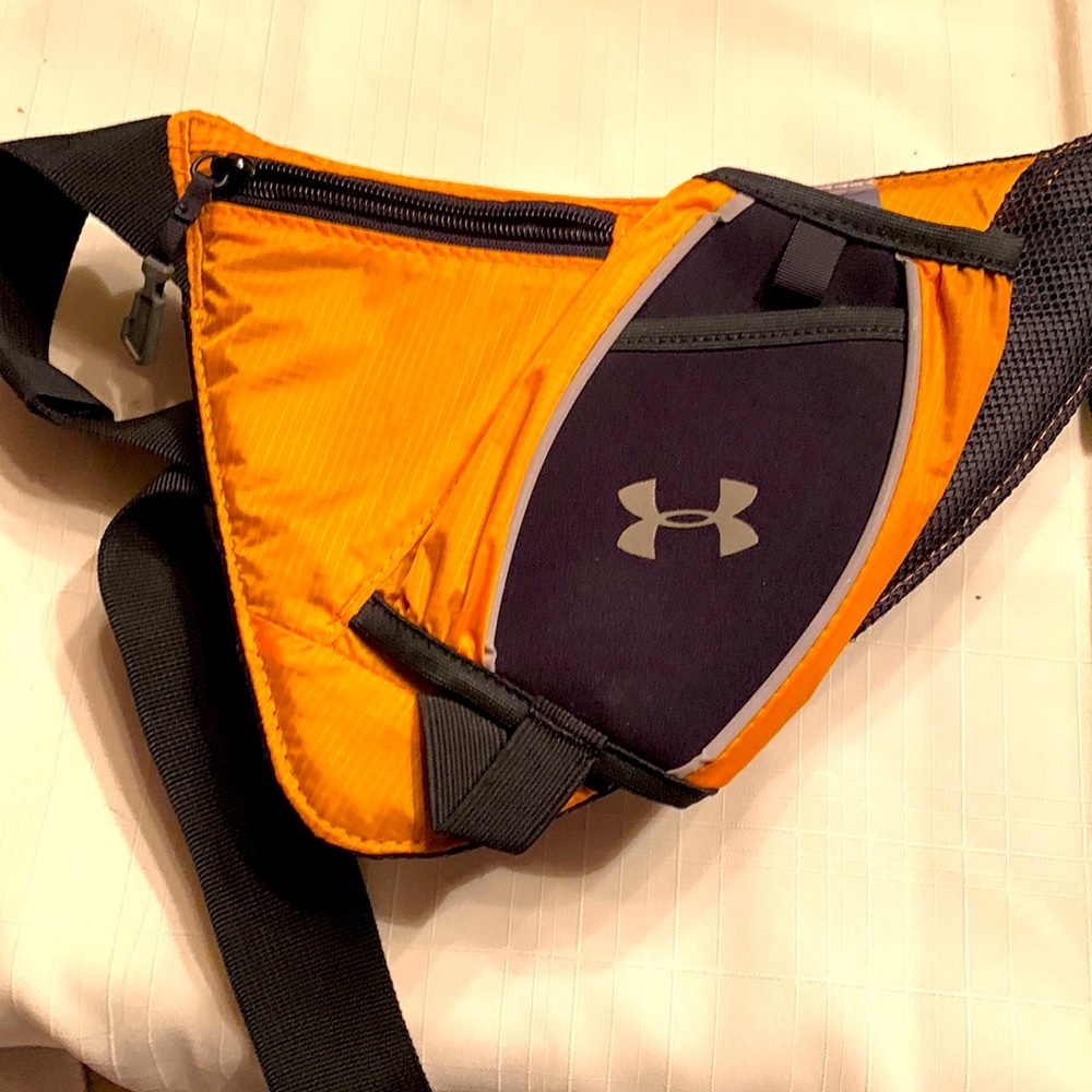 Under armor Waist Purse